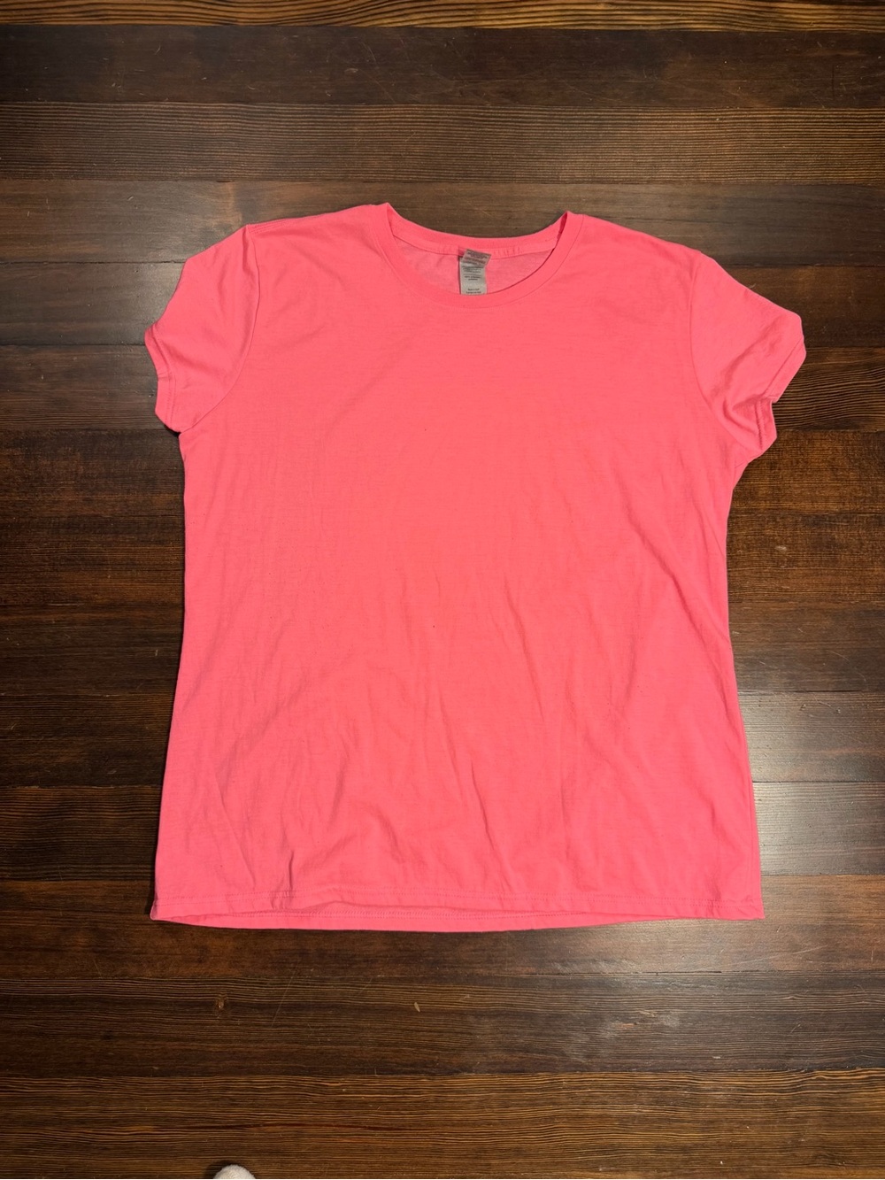 Gildan Performance Neon Pink Short Sleeve T Shirt Size Large